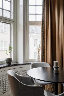 Renovated Luxury Suite - Premier City Centre Hub - 3