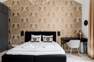 Renovated Luxury Suite - Premier City Centre Hub - 4