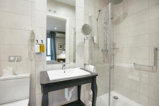 Legazpi Doce Rooms & Suites - 7
