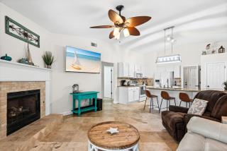 Emerald City Retreat by Newman-Dailey - 9