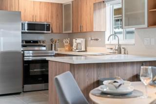 Modern Hialeah Escape Backyard Casino Park - 6