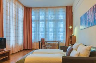 Juno Hotel & Apartments - 1