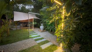 Birds Lounge - Balapitiya - 1