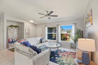 Cape Coral Retreat | Heated Pool | Sleeps 10 - 1