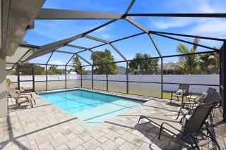 Cape Coral Retreat | Heated Pool | Sleeps 10 - 5