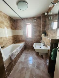Seaforth - Stunning Beach View Free Parking - 3