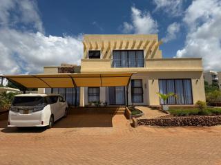 Pazuri 108 Miki villas - 0