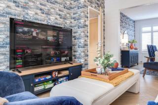 Spacious 3BR Retreat Mountain Views - 3