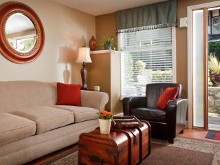 Abbeymoore Manor Bed & Breakfast Inn - 5