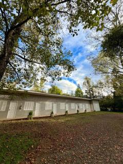 Hotel empresarial HARRY WORLD - 1