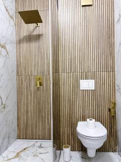 Aeroluxe Airport Apartament - Private Parking - 7