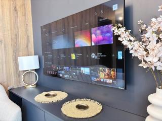 Aeroluxe Airport Apartament - Private Parking - 4