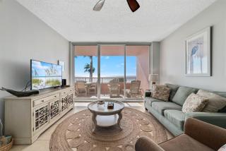 Doral 306 l Beachfront l Amazing View PoolsHot Tubs Resort 3rd-floor - 3