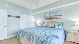 Avalon 810 Beachfront Amazing Views Wrap Around Balcony Resort Amenities - 1