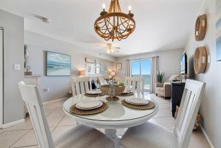 Four Winds 502- Gorgeous Condo-Hallway Kids Bunks-Perfect for Small Families - 5