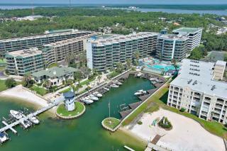 Lighthouse on the Bay Unit 308-Pet Friendly, Lazy River, Boat Slip, Bay Views - 8