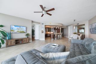 Bella Luna 407-Luxury Condo-Sleeps 8-Walk to Flora-Bama-Boaters Heaven - 1