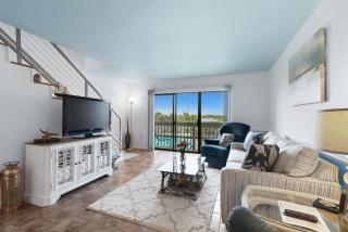 Beach Walk 18 Close to State Park Private Pool Free Parking Beach Access - 2