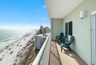 Tradewinds 1304 Top Floor Beach Front 2 bed 2bath New Furniture - 5