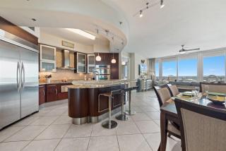 Bella Luna - 803 -High-end Luxury Condo-Bayfront-Sleeps 6-Walk to Flora-Bama - 2