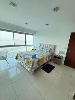 Suite con vista al río Puerto Santa Ana - 6