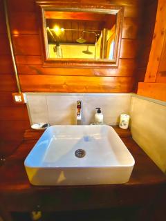 Canary Wild House 2 - 5