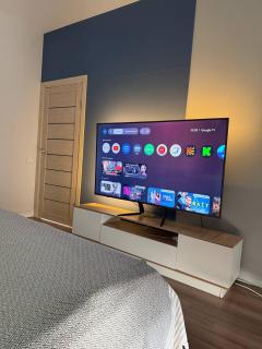 Яркая двухкомнатная Skyline напротив Мега центра - 8