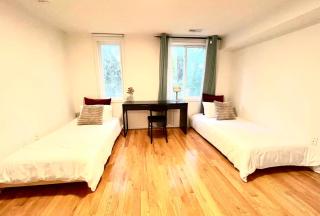 Three Bedrooms Townhouse 3 bath near Yonge Finch Subway - 3