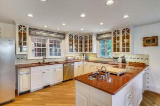 Nine Hearths Estate - 8