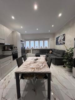 Vatican Splendid Dream Apartment - 7