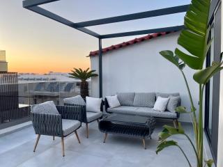 Sunset Loft Suite & Studios - 9