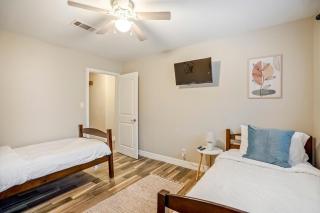 NEW Private Heated Pool near NRG & Med Center - 6