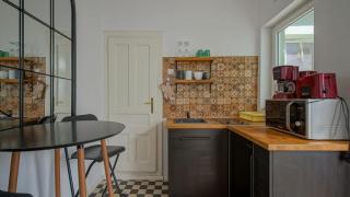 Modern studio in the city center by Managr - 5