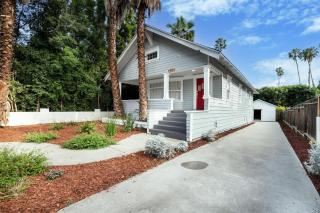 Cozy Retreat in the Heart Of Hollywood with Bonus Game Room - 9