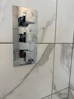 Modern 2-bed flat - Free Parking - Near Edinburgh - 4