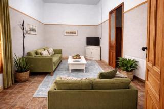 Luxury Grande Suite - 5