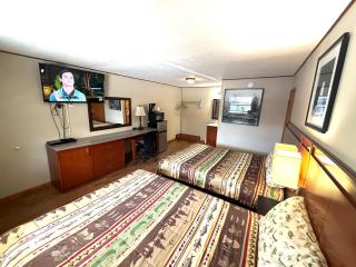 Hunter's Friend Resort near Table Rock Lake - Branson - 1