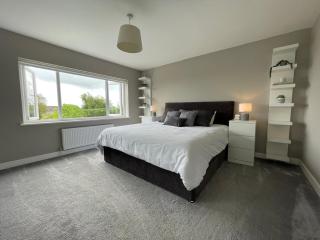 Hot Tub & Cinema Cabin - Family Home Torquay - 8