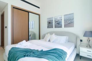 Prestigious 1BR Near Circle Mall - 4