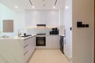 Prestigious 1BR Near Circle Mall - 3