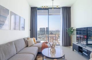 Prestigious 1BR Near Circle Mall - 7