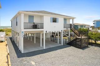 Cake by the Ocean Ocean front home Fully renovated custom finishes - Holden Beach - 9