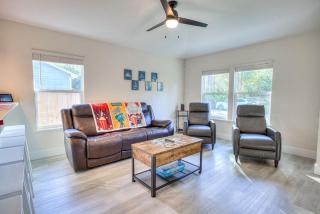 Close to downtown, 3BR,6Beds,Movies, Ping Pong,Fun - 9