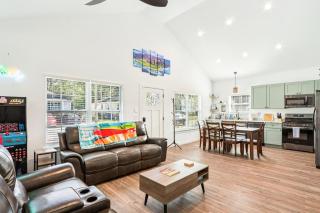 Spacious 3BR2BA6Beds Near Downtown - 0