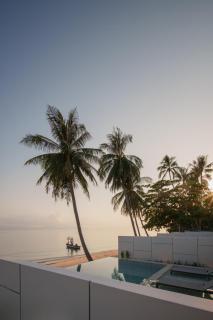 Pano Samui Beachfront Villas - 4