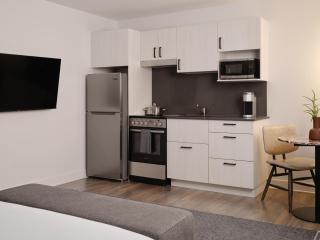 The Arlo, BW Signature Collection - Ottawa - 1