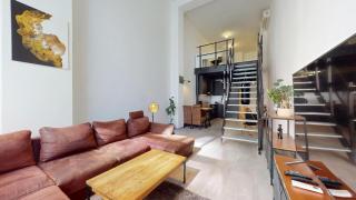 Industrial Loft Retreat w AC and Garage Parking - 0