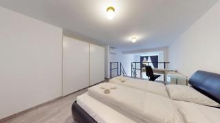 Industrial Loft Retreat w AC and Garage Parking - 7