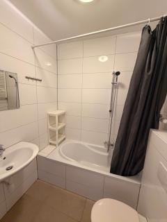 Fully furnished Apartment 1 -Max 4 guests - 2