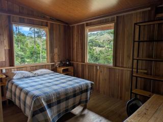 Paradise Mountain - 8